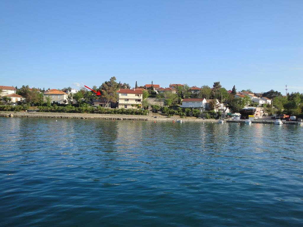 Apartment Drazen Šilo Exteriör bild