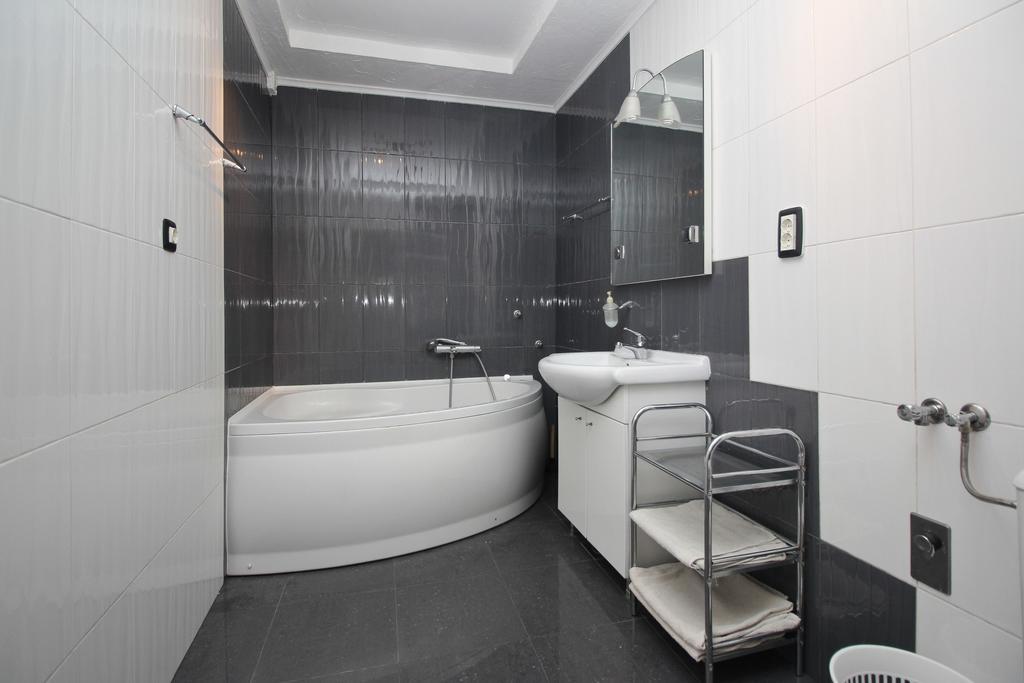 Apartment Drazen Šilo Rum bild